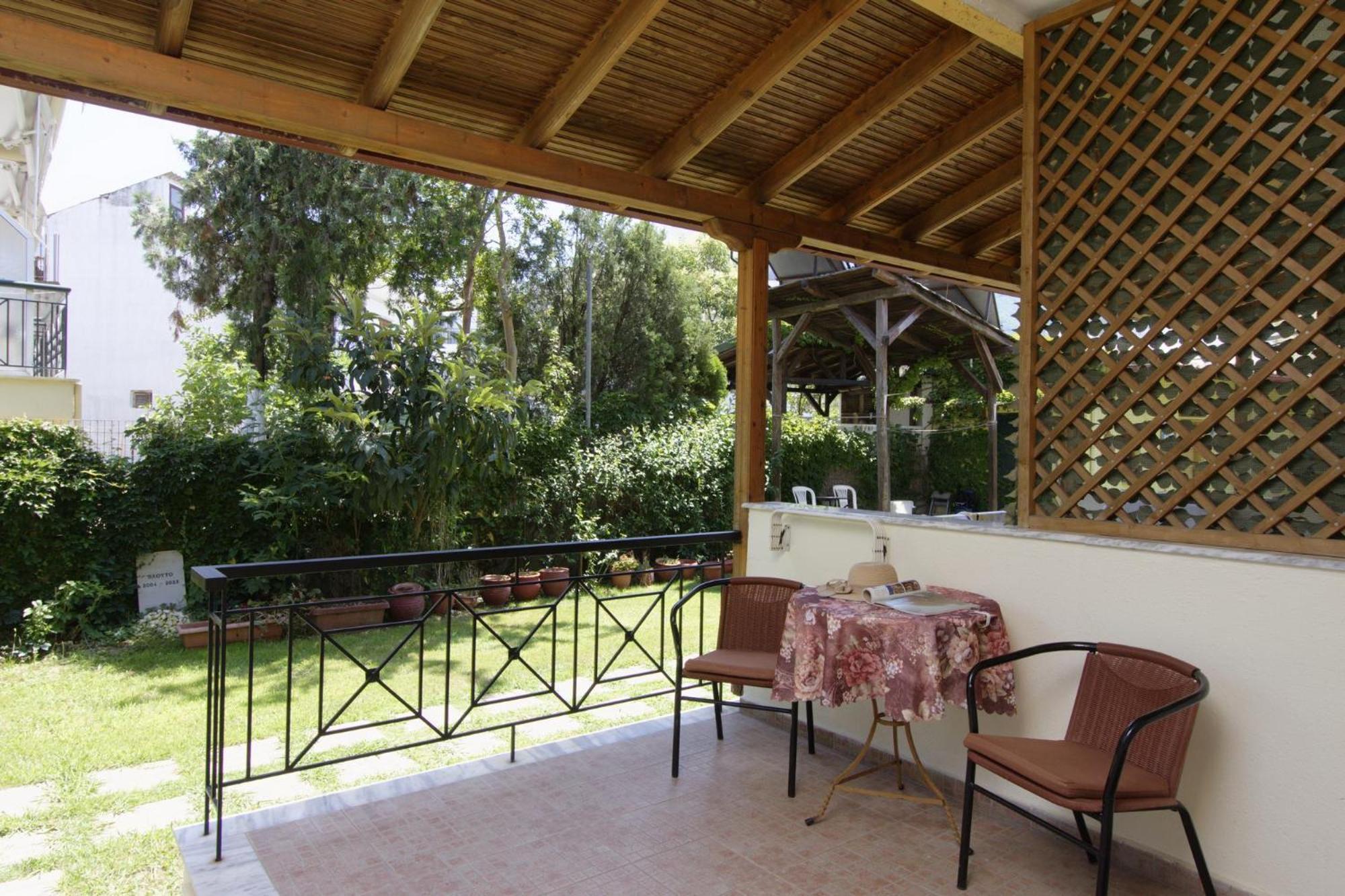 Lotos Apartments Stavros  Bagian luar foto