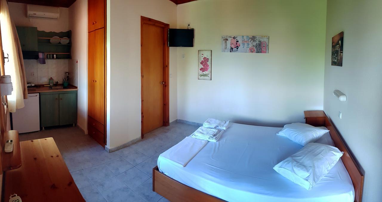 Lotos Apartments Stavros  Bagian luar foto